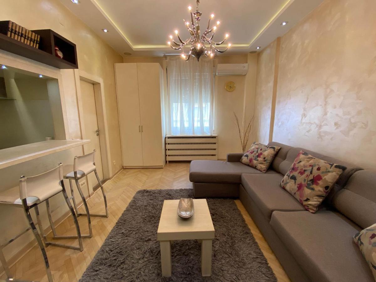 Home Center Apartment Belgrad Exteriör bild